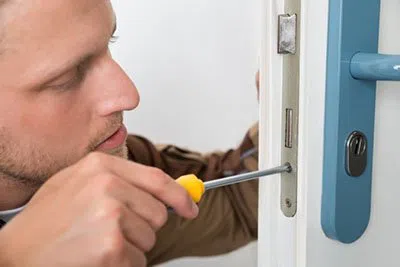 Super Locksmith Services Lewisburg, OH 937-310-7127 Super Locksmith Services Lewisburg, OH 937-310-7127 - 29-3
